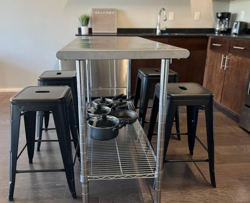 Luxury Condo 2 Bed 2 Bath Near Downtown Kc Kansas City Esterno foto