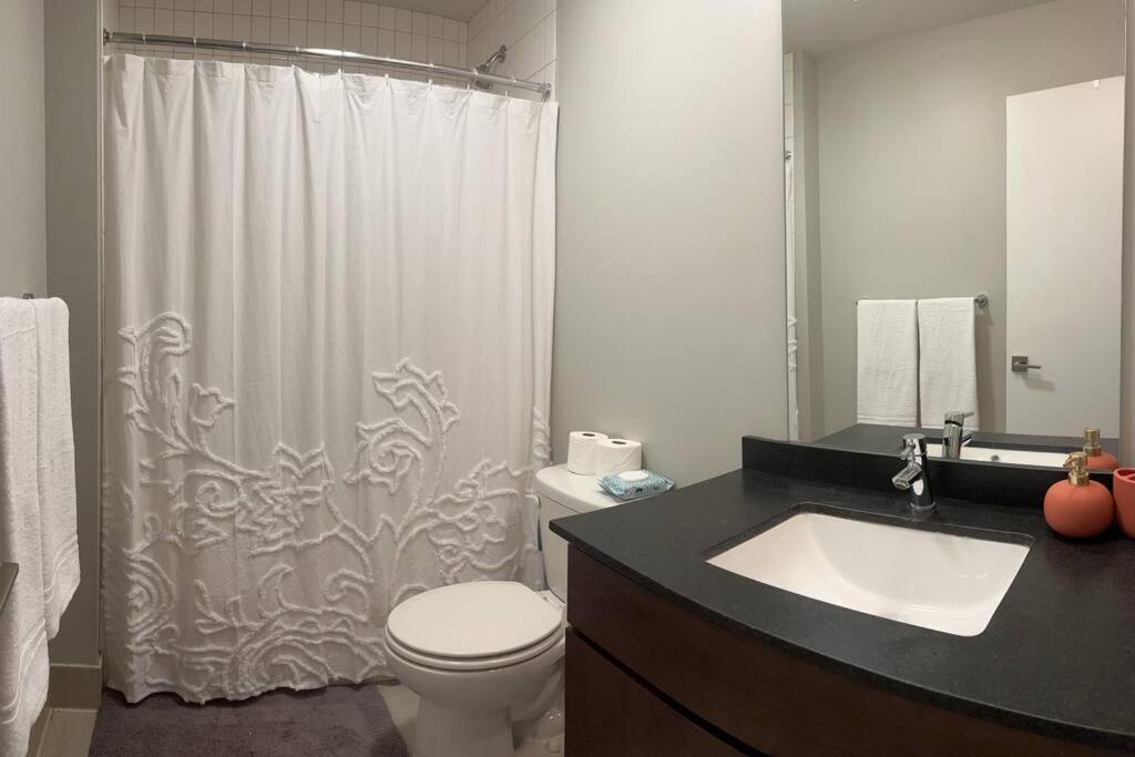 Luxury Condo 2 Bed 2 Bath Near Downtown Kc Kansas City Esterno foto